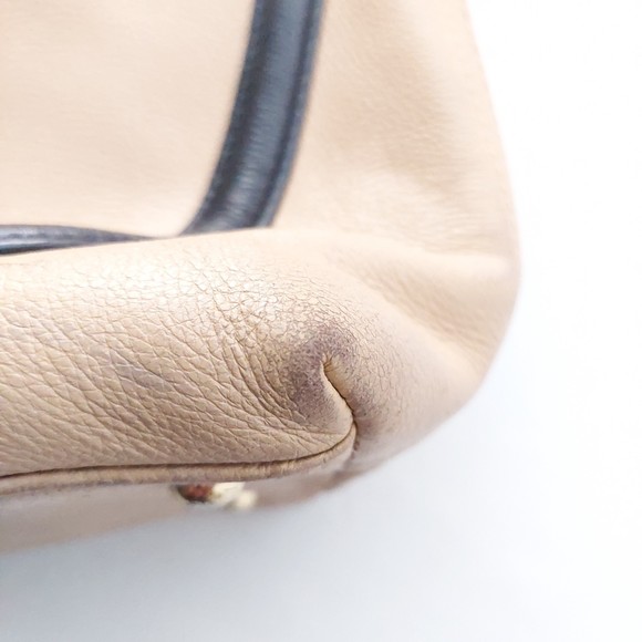 Emma Fox Tan and Black Leather Weekender Bag - Picture 13 of 16